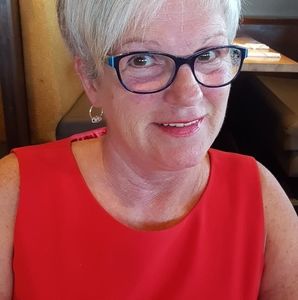 Meet your Posher, Pierrette